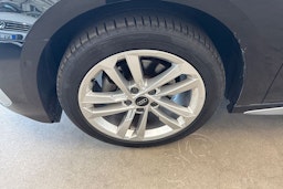 musta Audi A3 2023 kuva 13.