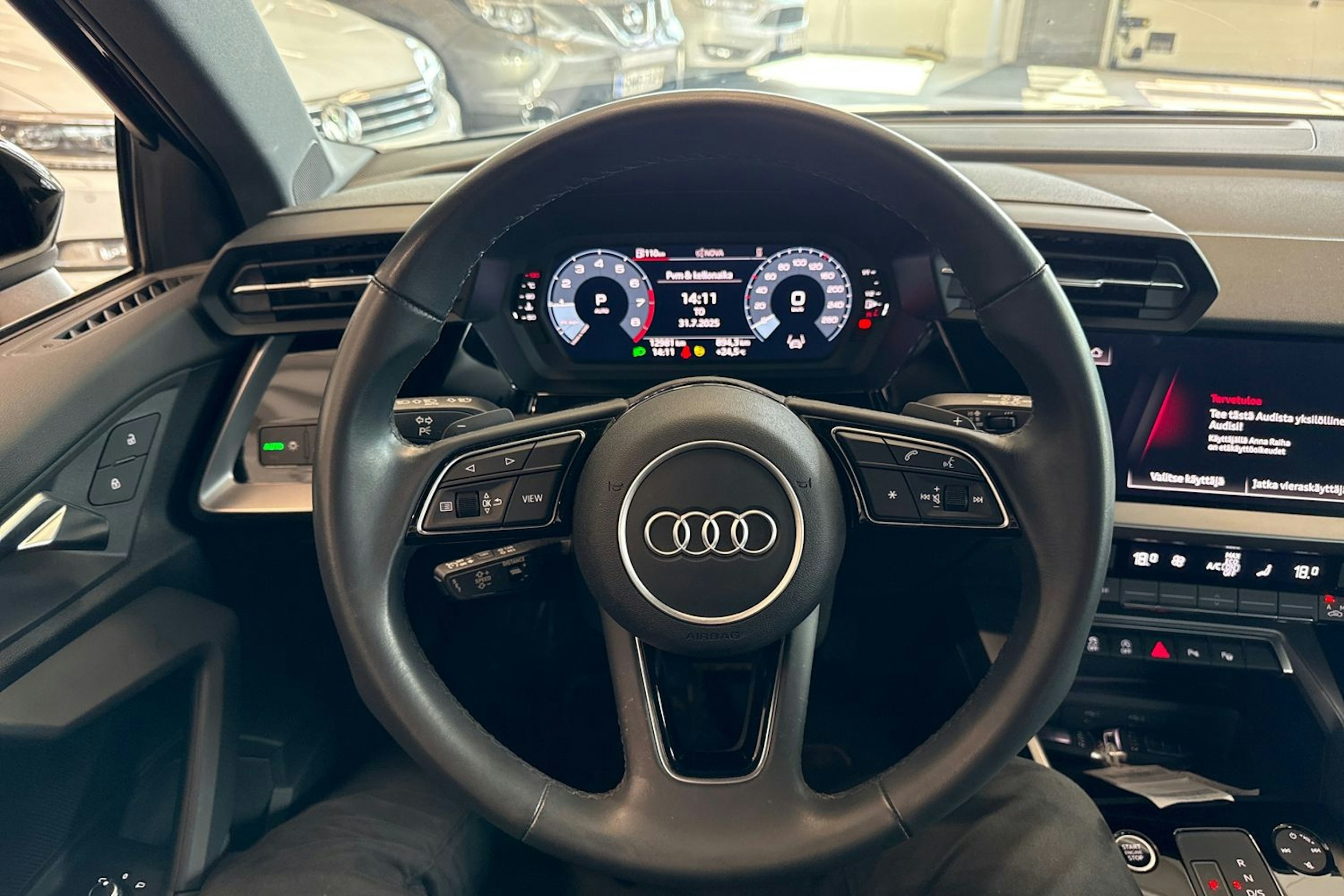 musta Audi A3 2023 kuva 14.