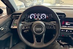 musta Audi A3 2023 kuva 14.