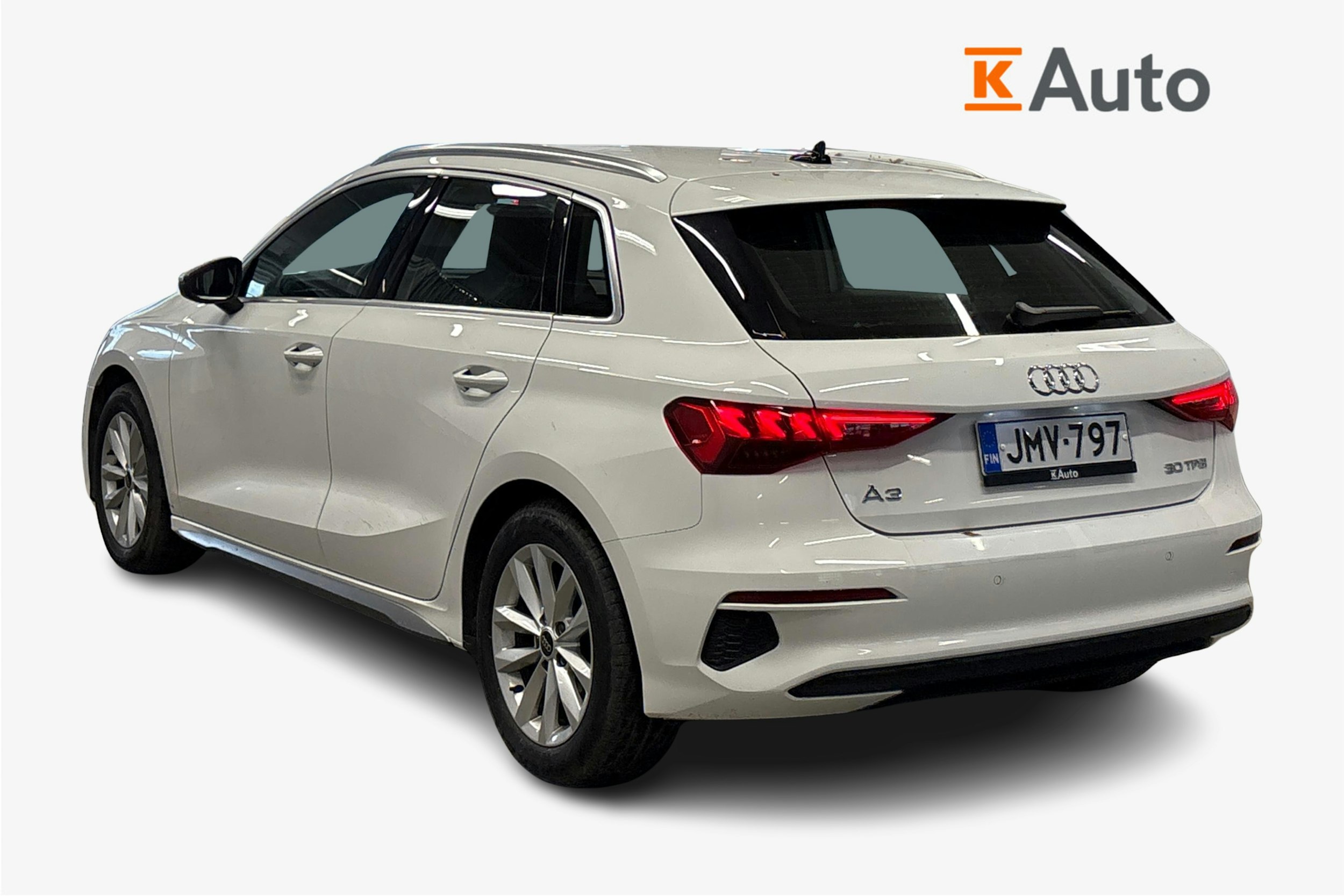 valkoinen Audi A3 2023 kuva 2.