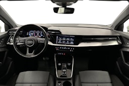 valkoinen Audi A3 2023 kuva 9.