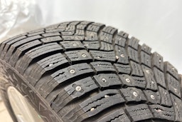 Punainen Audi A3 2023 kuva 15.