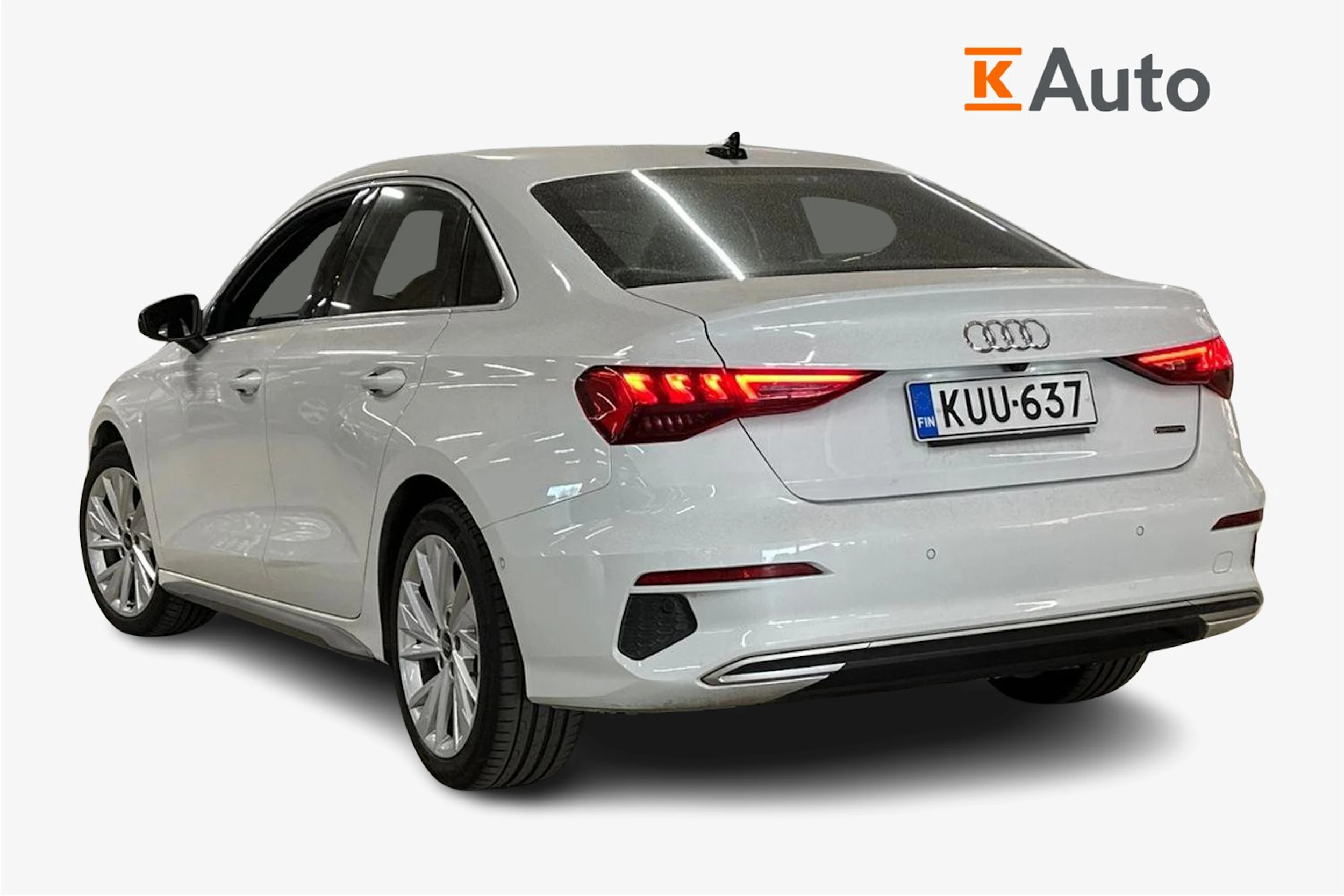 valkoinen Audi A3 2023 kuva 2.