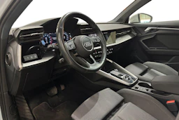 valkoinen Audi A3 2023 kuva 3.