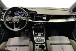 valkoinen Audi A3 2023 kuva 7.