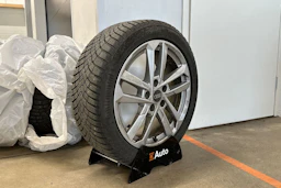 valkoinen Audi A3 2023 kuva 10.