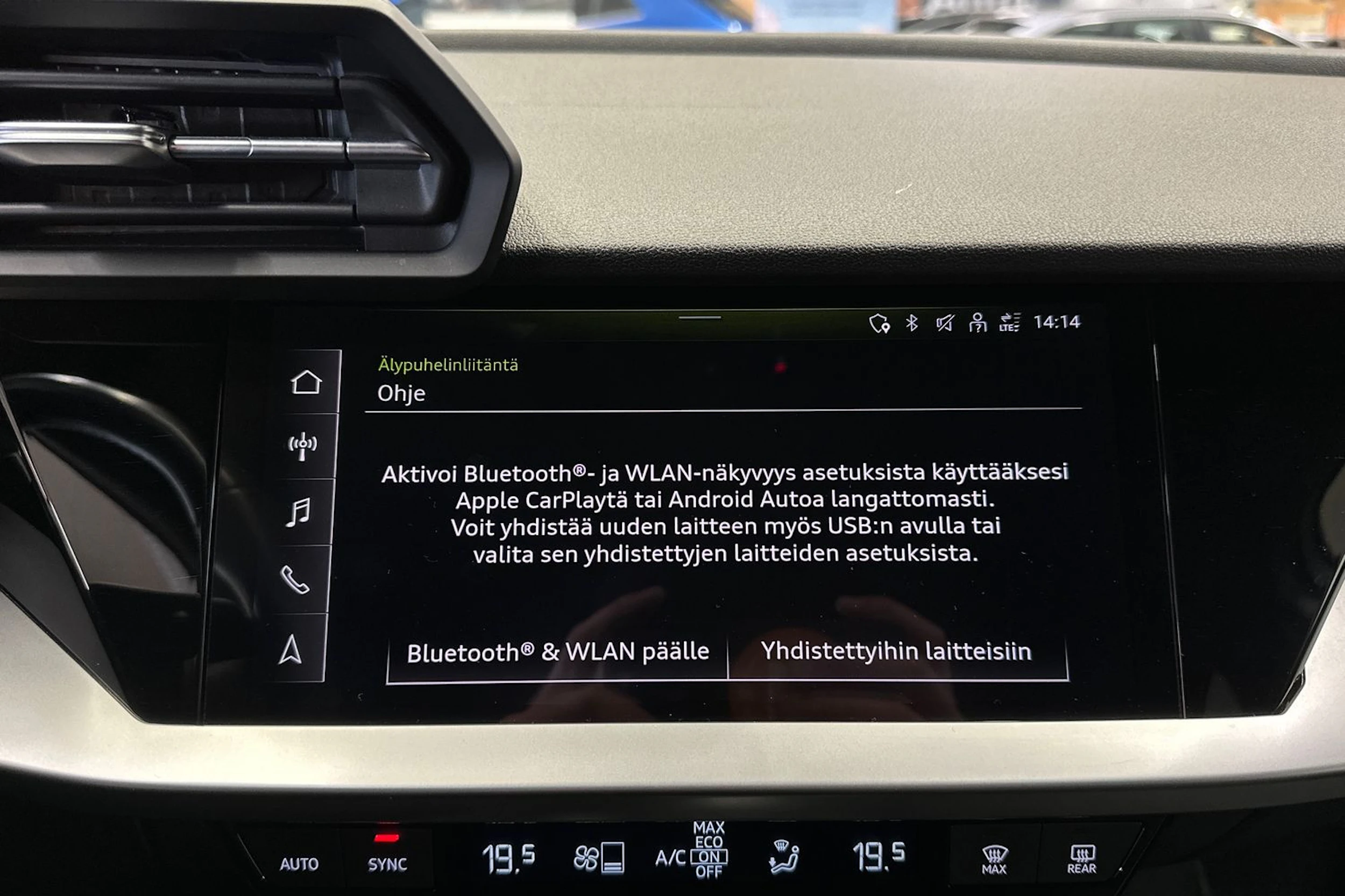 valkoinen Audi A3 2023 kuva 14.