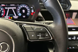 valkoinen Audi A3 2023 kuva 23.