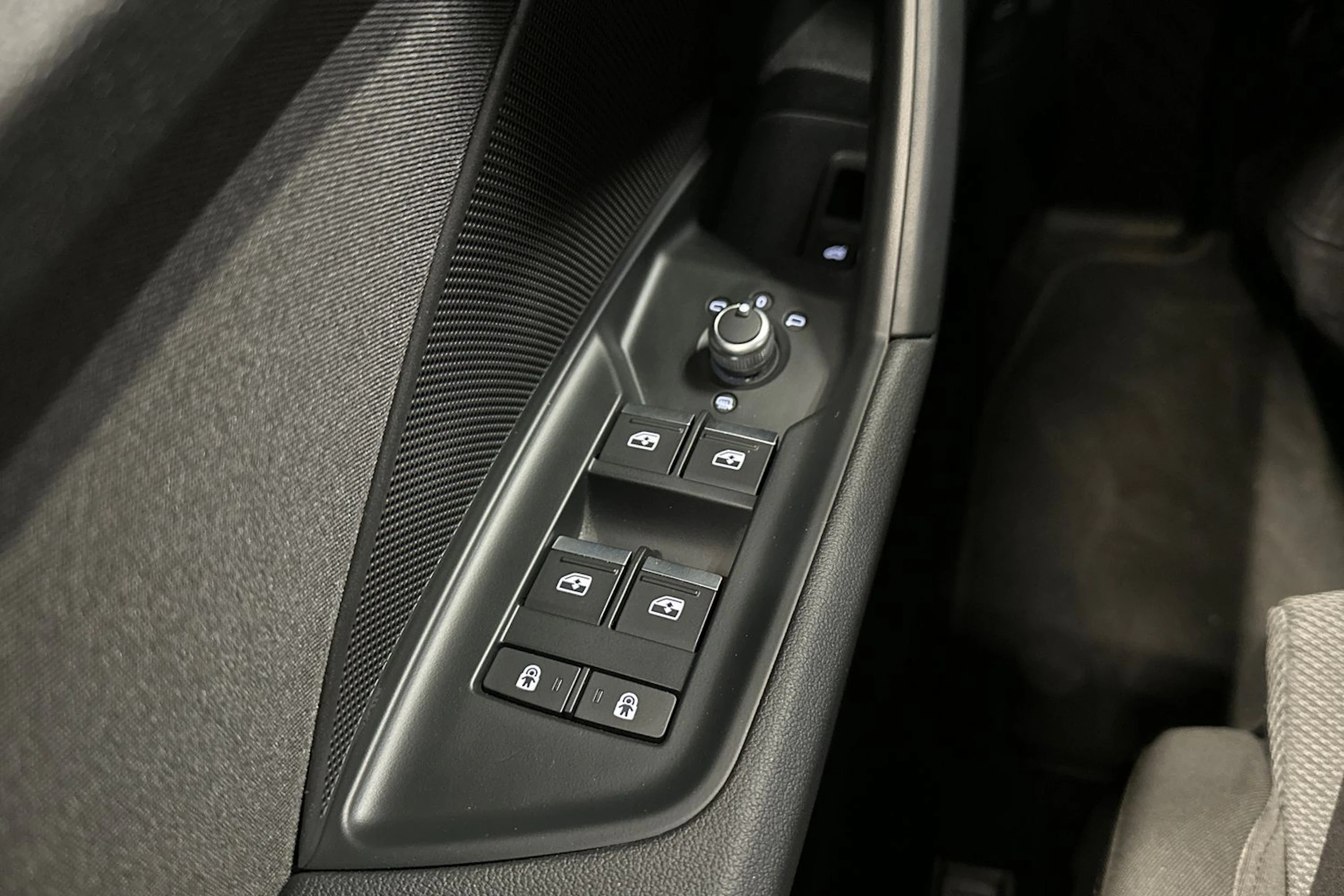 valkoinen Audi A3 2023 kuva 25.