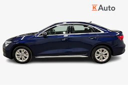 sininen Audi A3 2023 kuva 5.