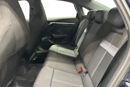 sininen Audi A3 2023 kuva 8.