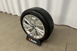 sininen Audi A3 2023 kuva 10.
