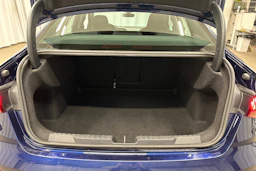 sininen Audi A3 2023 kuva 23.