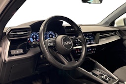 valkoinen Audi A3 2023 kuva 3.