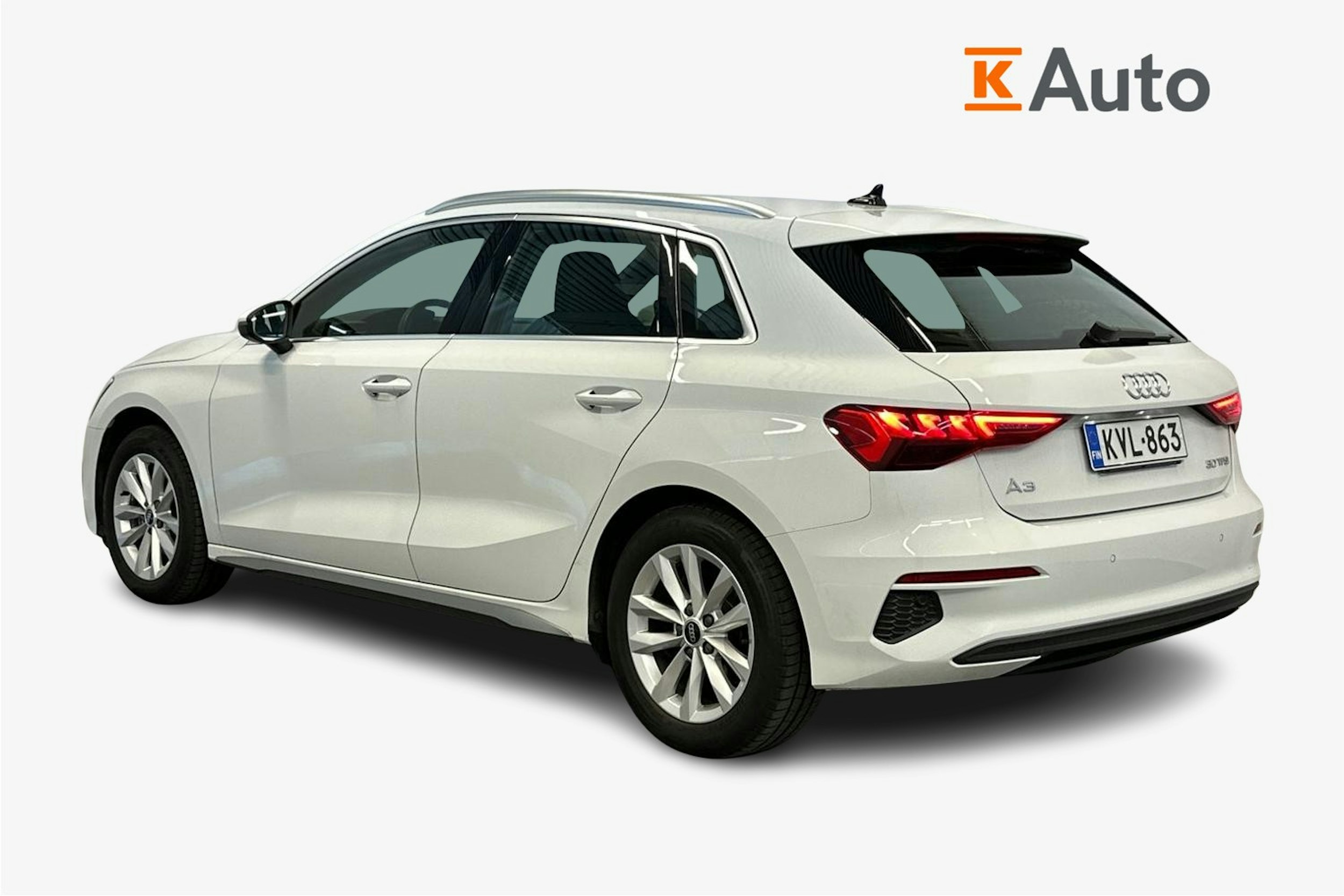 valkoinen Audi A3 2023 kuva 2.