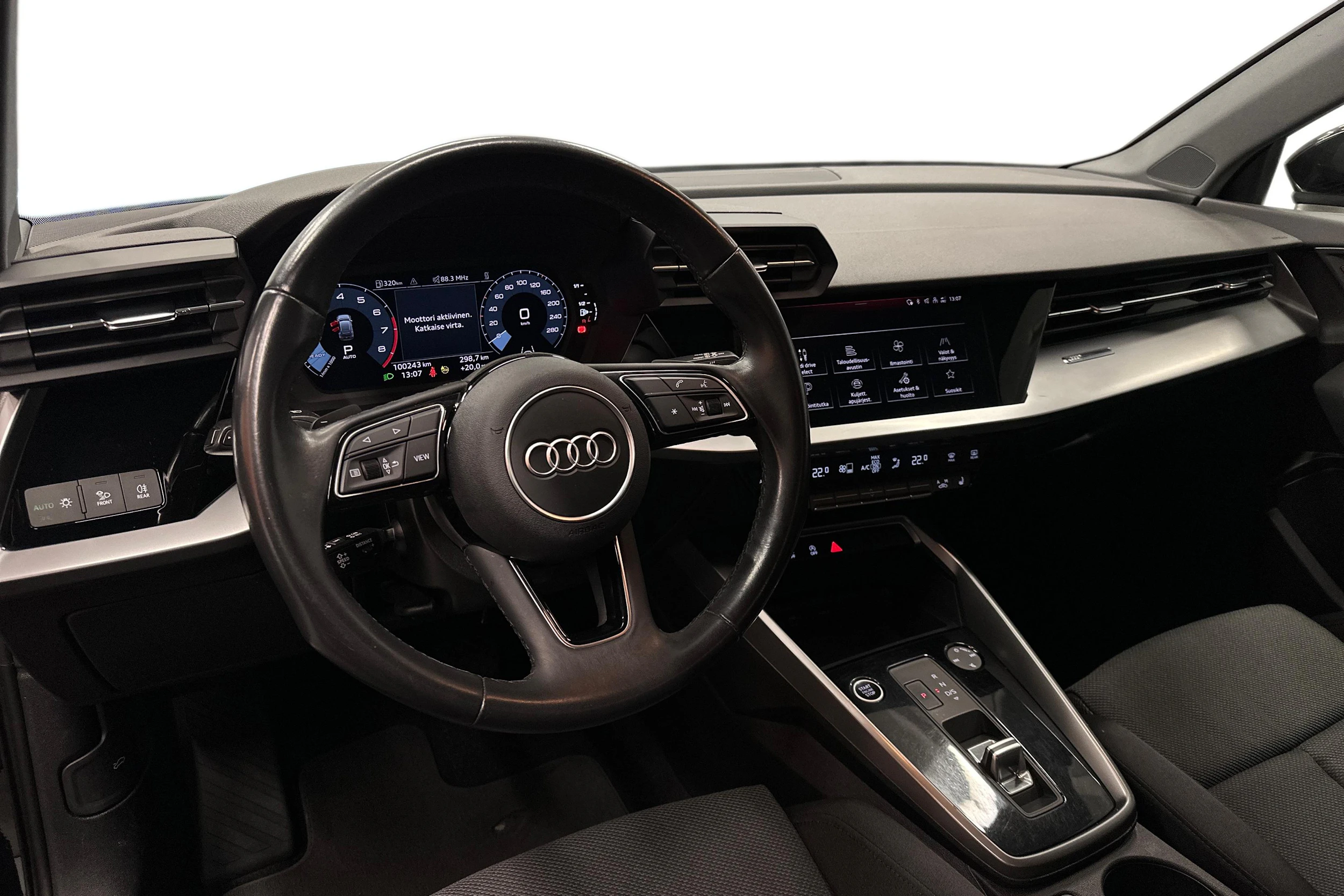 musta Audi A3 2023 kuva 6.