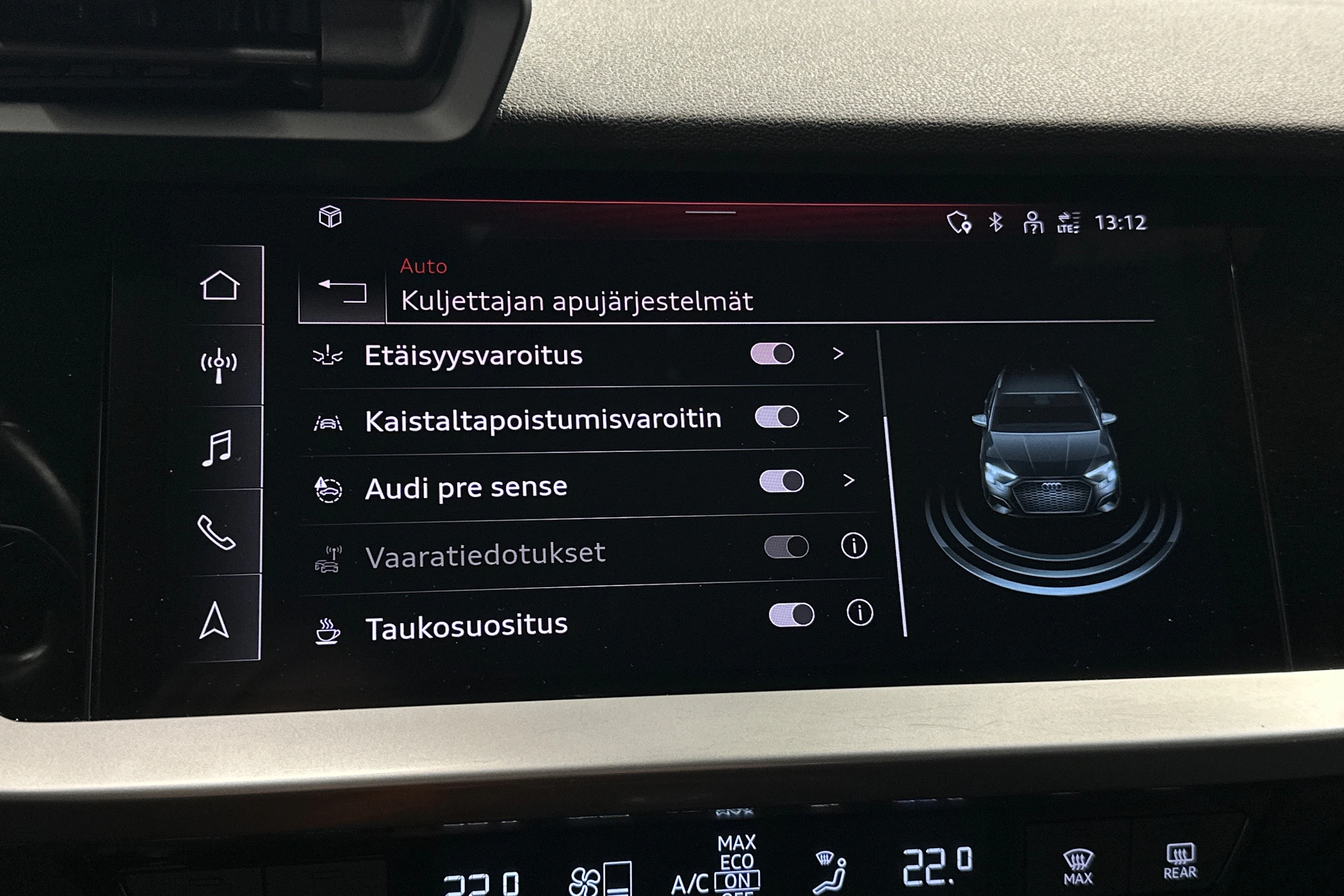 musta Audi A3 2023 kuva 27.