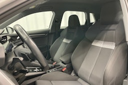 valkoinen Audi A3 2023 kuva 22.