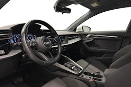 valkoinen Audi A3 2023 kuva 7.
