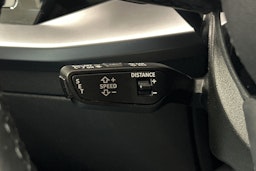 valkoinen Audi A3 2023 kuva 19.