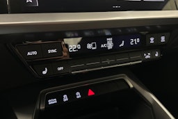 valkoinen Audi A3 2023 kuva 24.