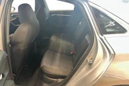 harmaa Audi A3 2023 kuva 8.