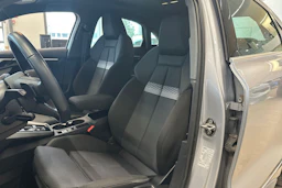 harmaa Audi A3 2023 kuva 11.