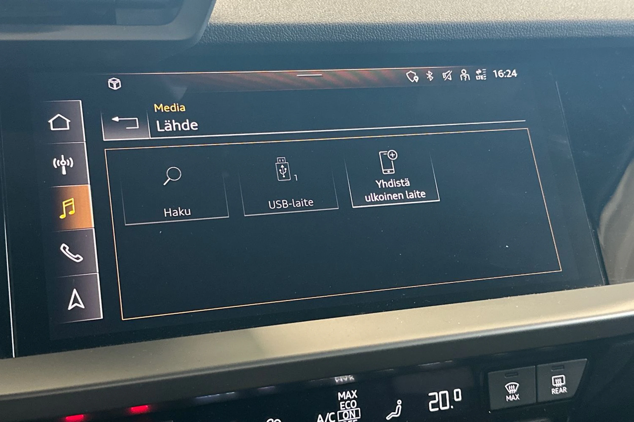 harmaa Audi A3 2023 kuva 22.