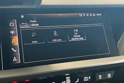 harmaa Audi A3 2023 kuva 22.