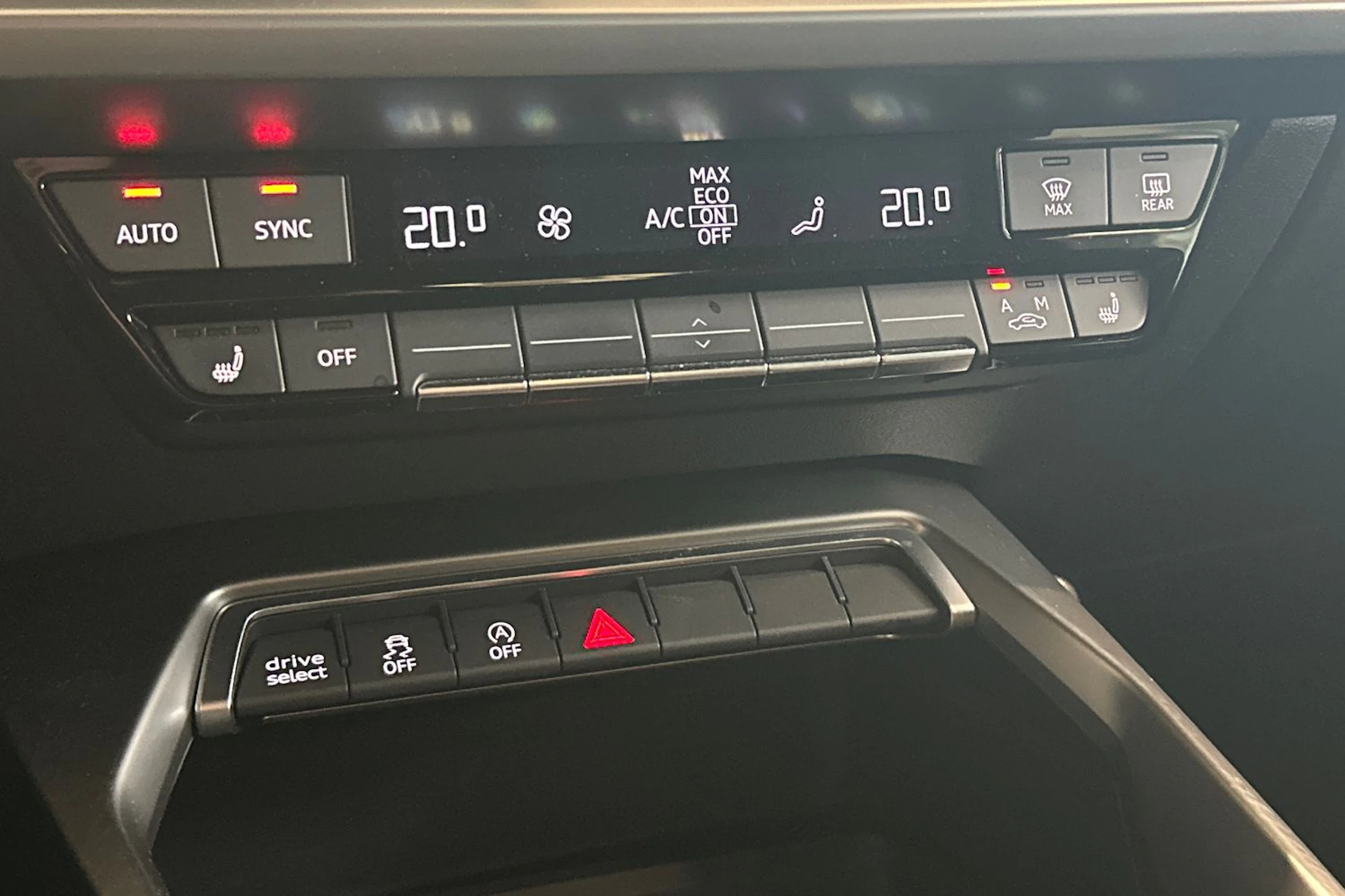 harmaa Audi A3 2023 kuva 26.