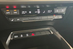 harmaa Audi A3 2023 kuva 26.