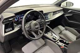 valkoinen Audi A3 2023 kuva 6.