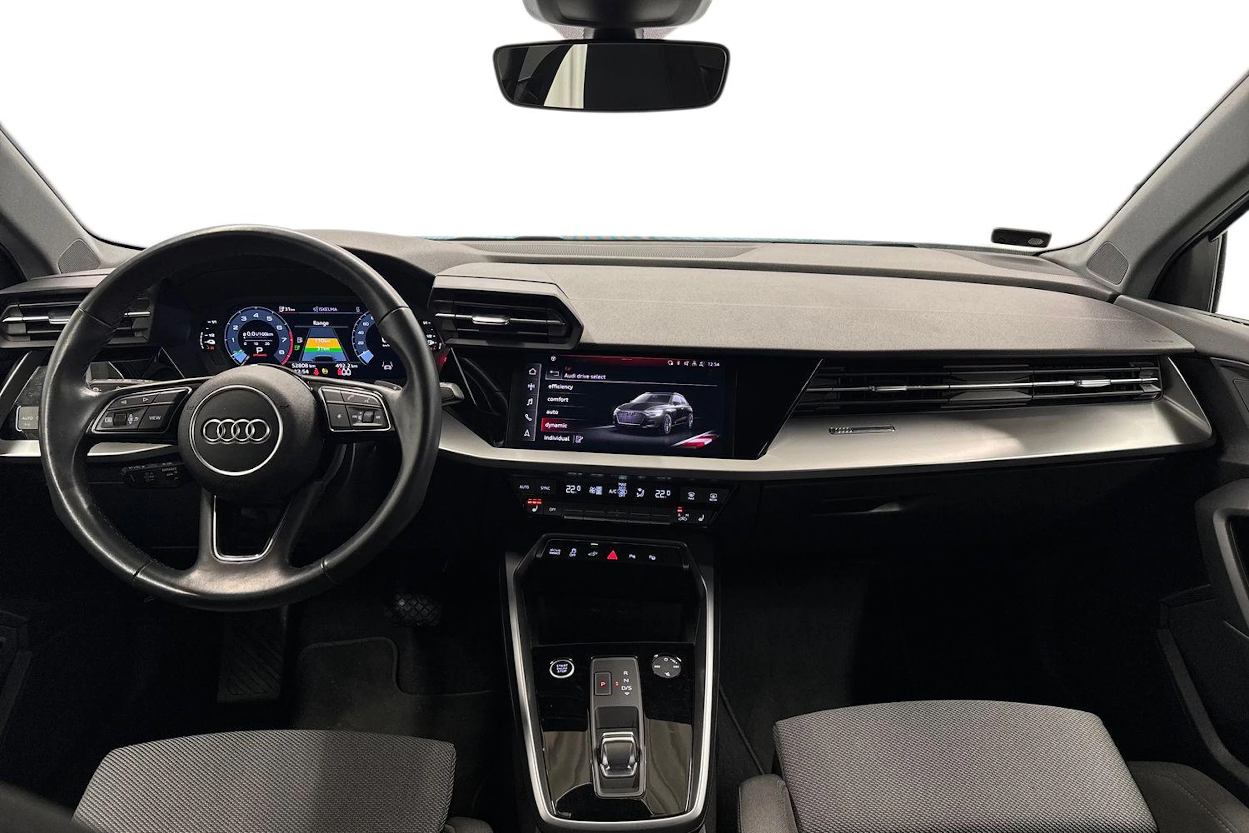 valkoinen Audi A3 2023 kuva 7.