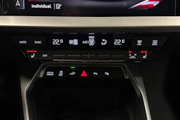 valkoinen Audi A3 2023 kuva 14.