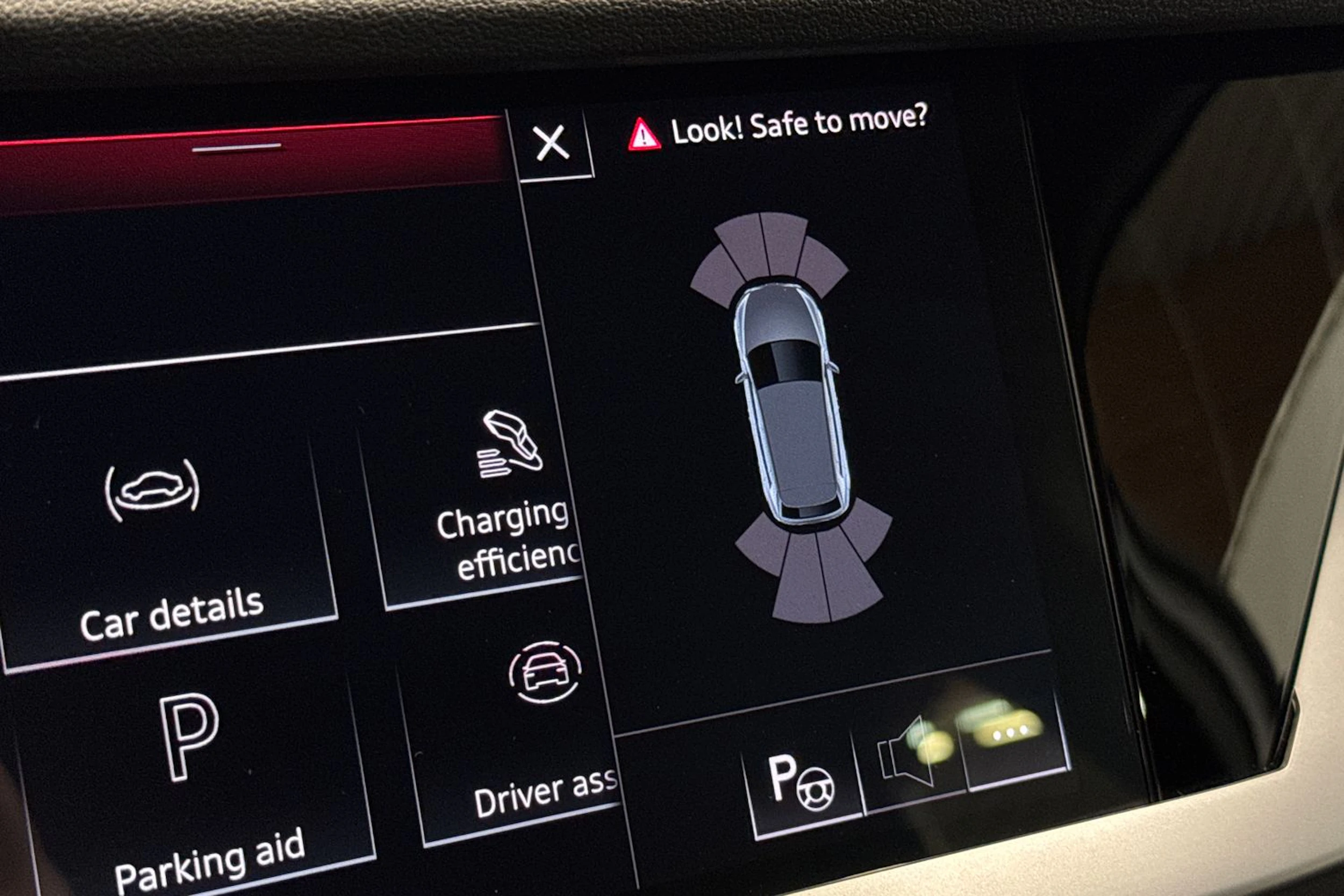 valkoinen Audi A3 2023 kuva 17.