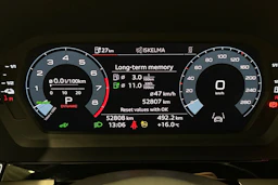 valkoinen Audi A3 2023 kuva 18.