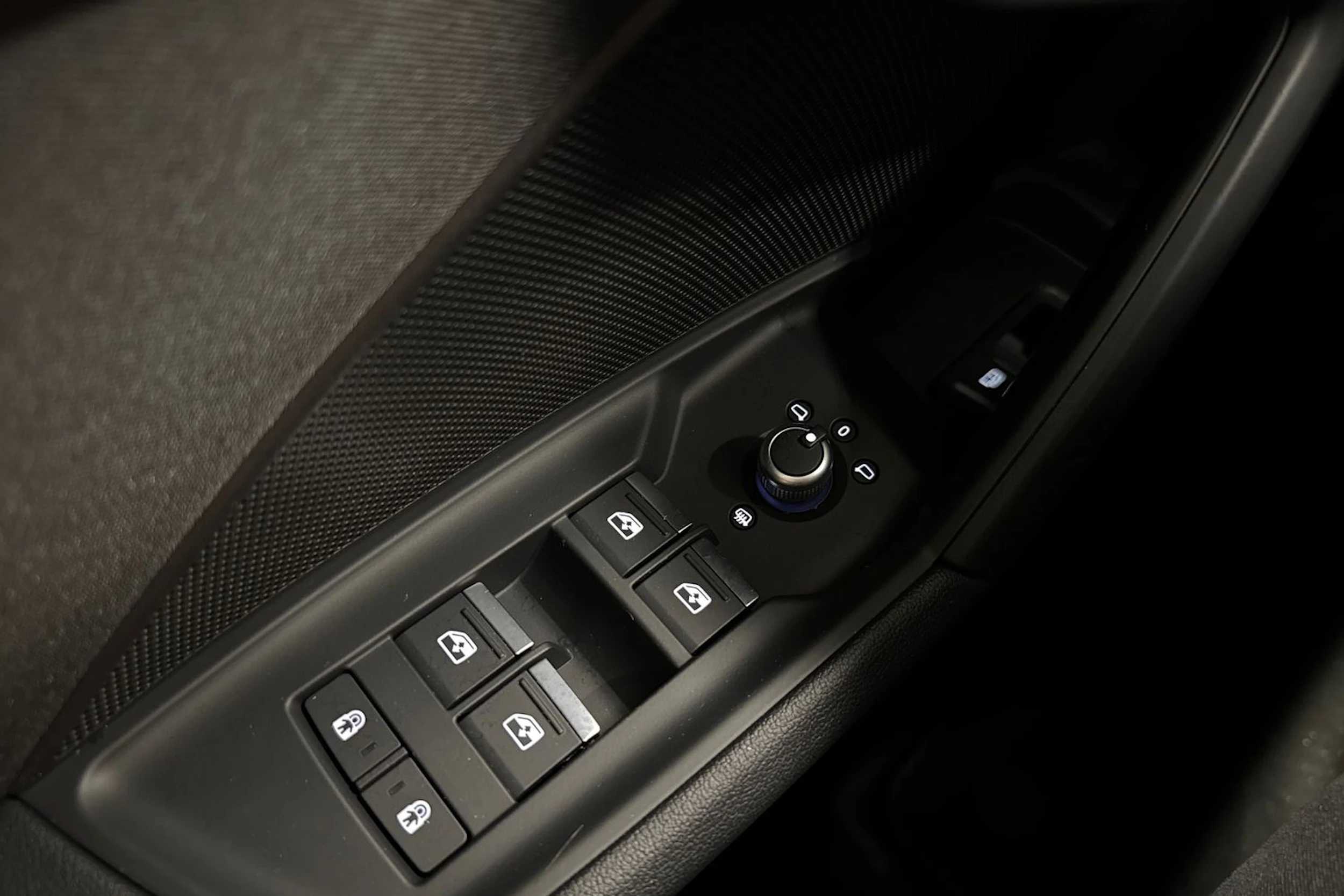 valkoinen Audi A3 2023 kuva 21.