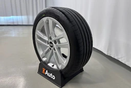 valkoinen Audi A3 2023 kuva 28.