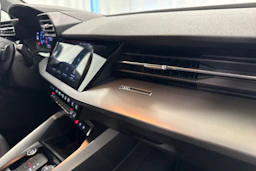 valkoinen Audi A3 2023 kuva 30.