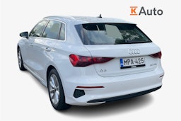 valkoinen Audi A3 2023 kuva 2.