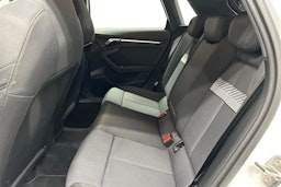 valkoinen Audi A3 2023 kuva 20.