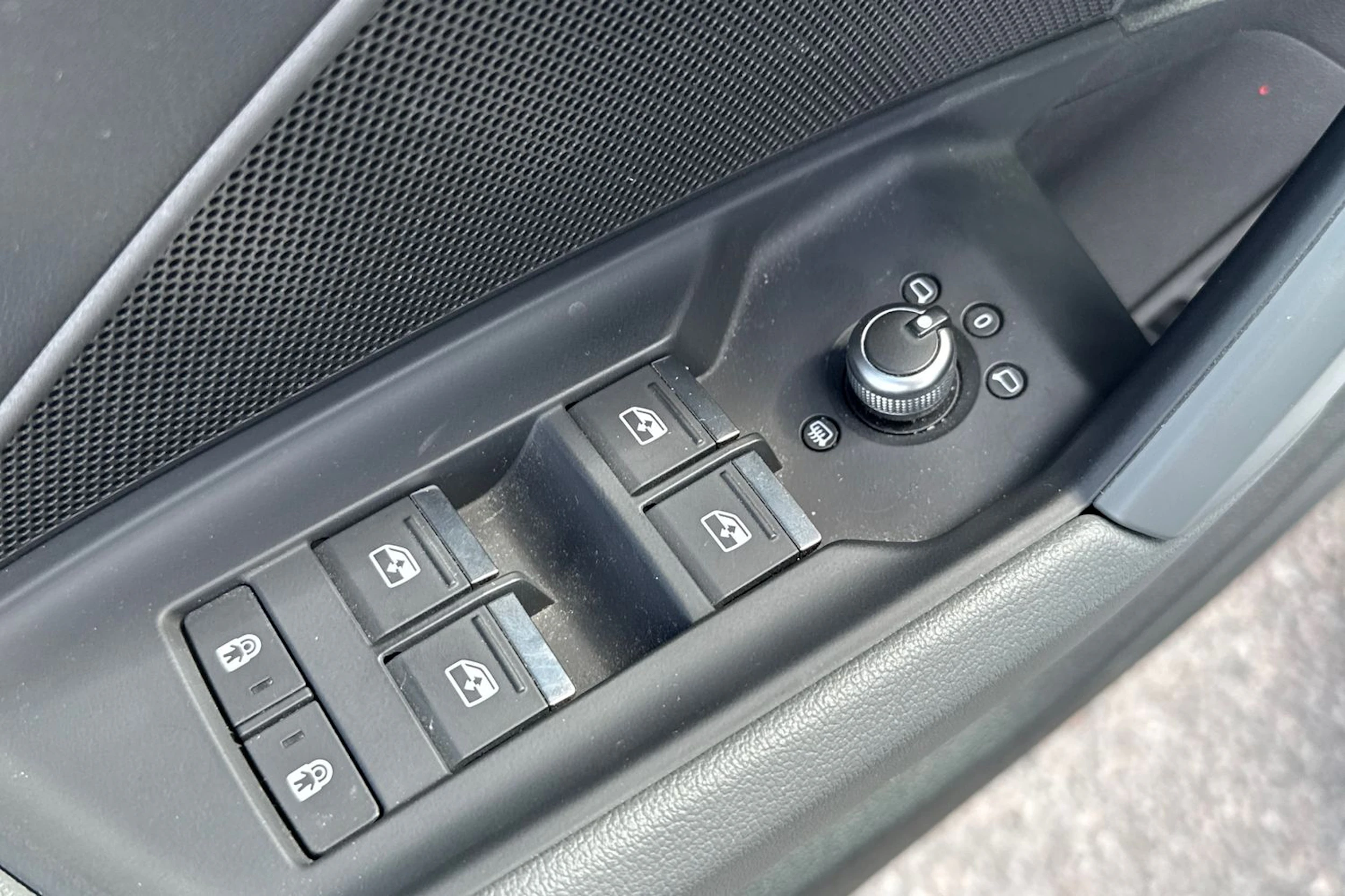 valkoinen Audi A3 2023 kuva 8.