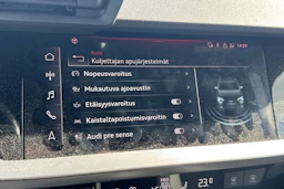 valkoinen Audi A3 2023 kuva 12.