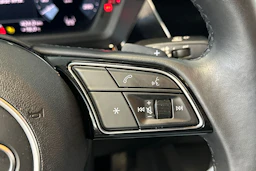 met. harmaa Audi A3 2023 kuva 18.
