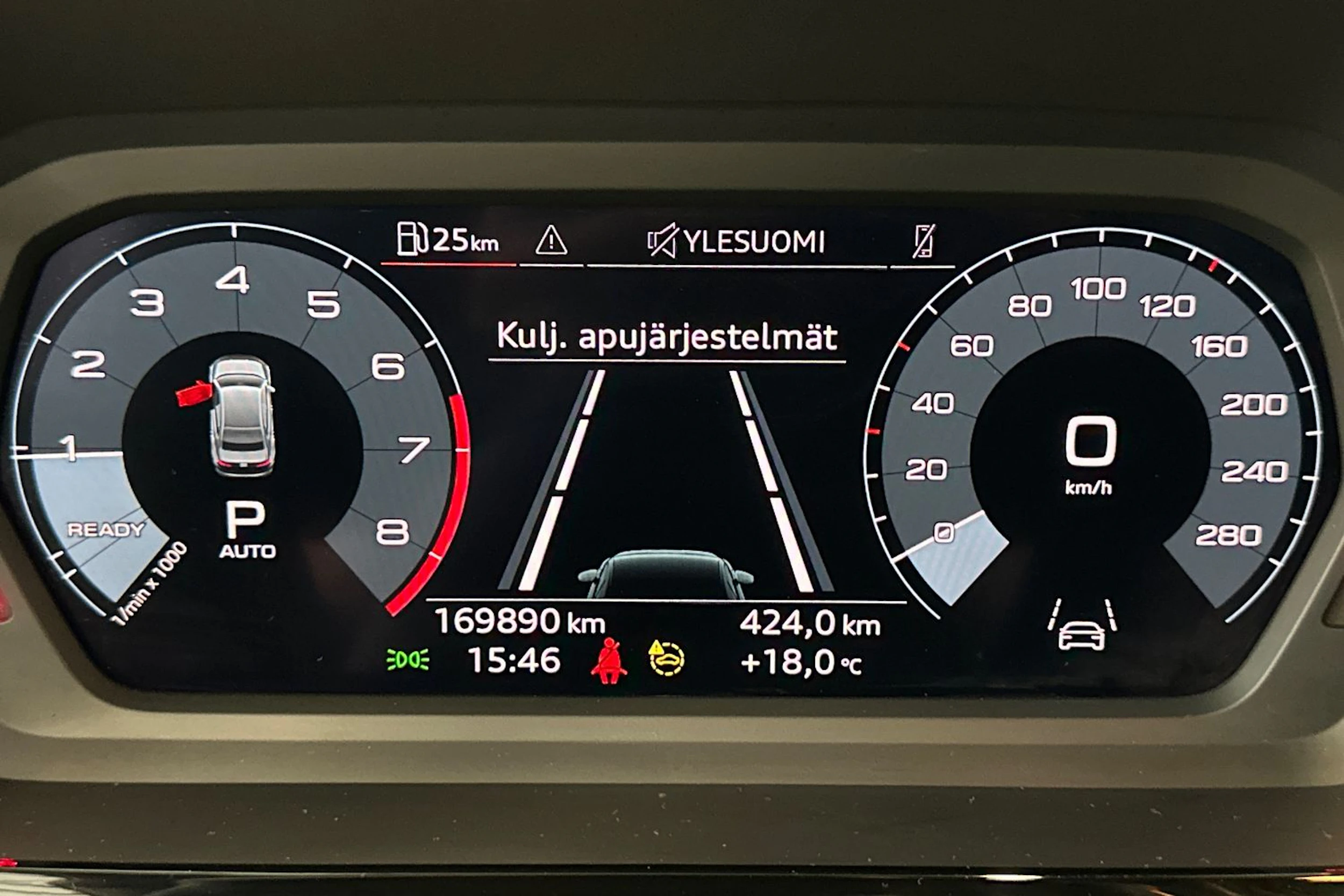 met. harmaa Audi A3 2023 kuva 19.