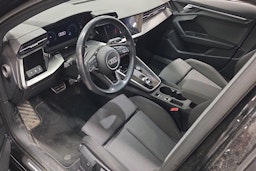musta Audi A3 2023 kuva 3.