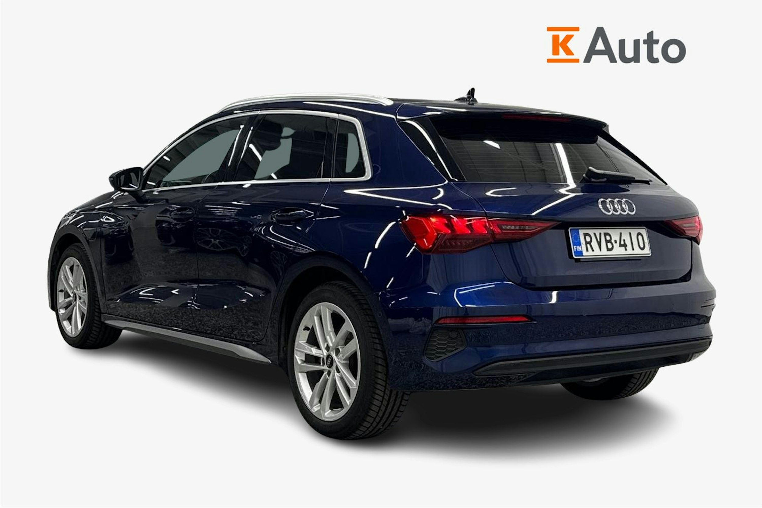 sininen Audi A3 2023 kuva 2.