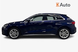 sininen Audi A3 2023 kuva 5.