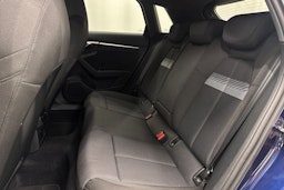 sininen Audi A3 2023 kuva 8.