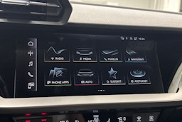 sininen Audi A3 2023 kuva 21.